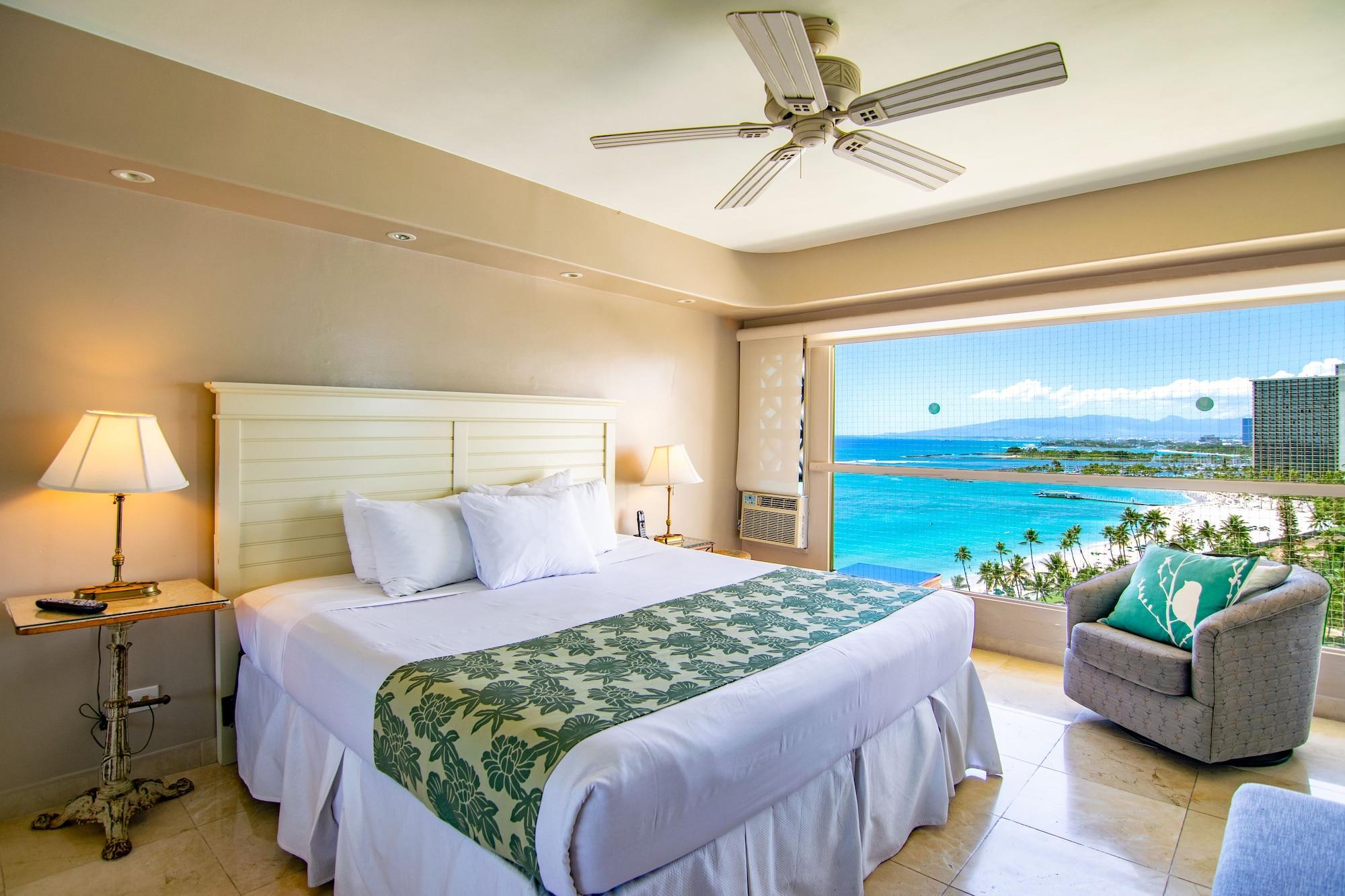 Waikiki Shore By Outrigger Honolulu Exterior photo